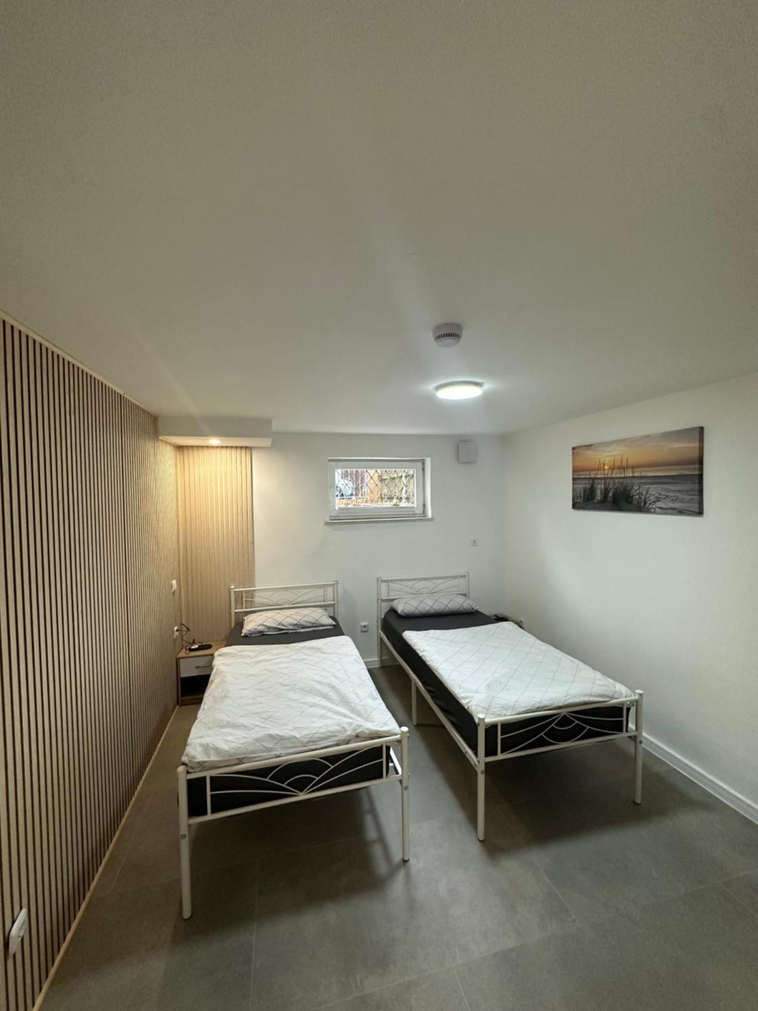 Charmante 2 Zimmer Souterrain Hanover Exterior photo